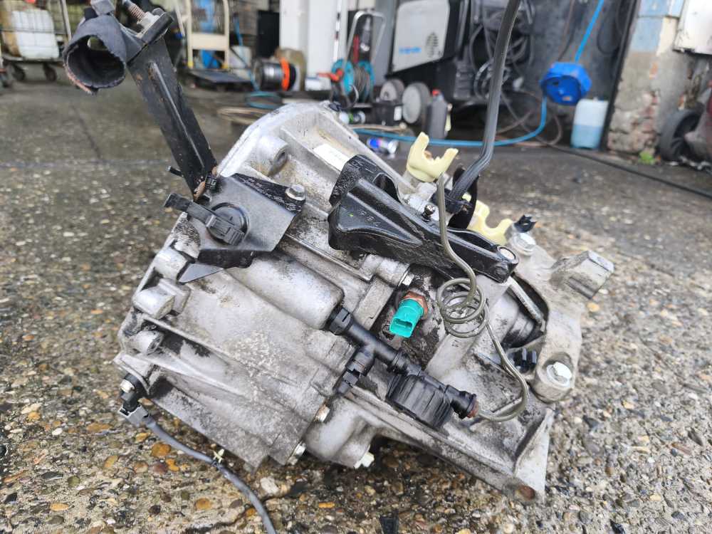 BOITE DE VITESSE MANUEL DACIA/RENAULT CODE: ND4001  - Vue 5